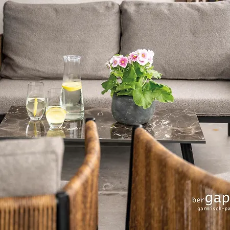 Апартаменты Bergdream *